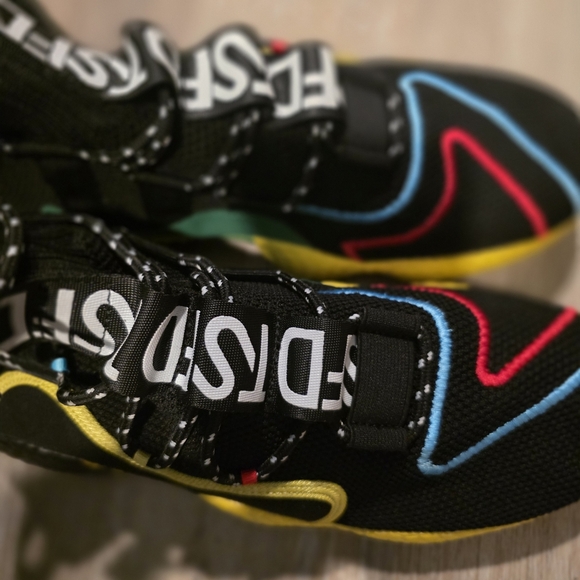 Adidas - Picture 11 of 12